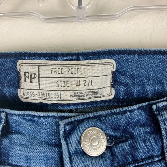 Free People | Busted Knee High Rise Jeans 27L - Picture 5 of 6